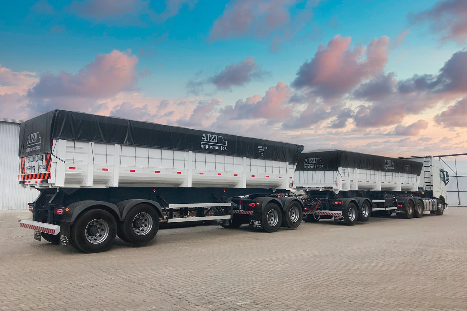 SR Rodotrem Caçamba Basculante 35m³+35m³  25/26 AIZI